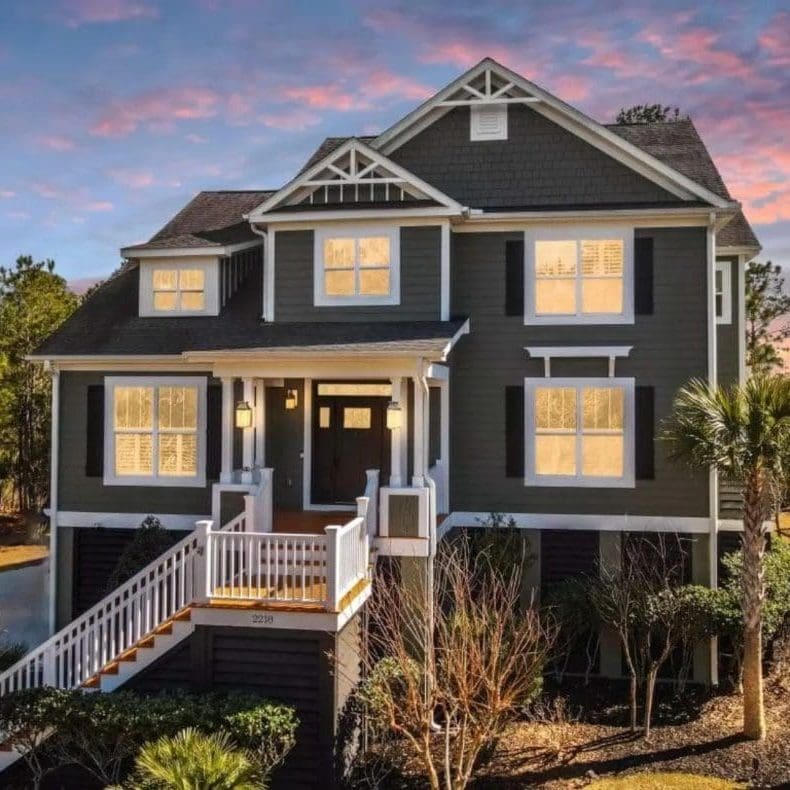 signs your summerville home needs exterior repainting